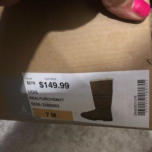 BRAND NEW UGGS SIZE 7